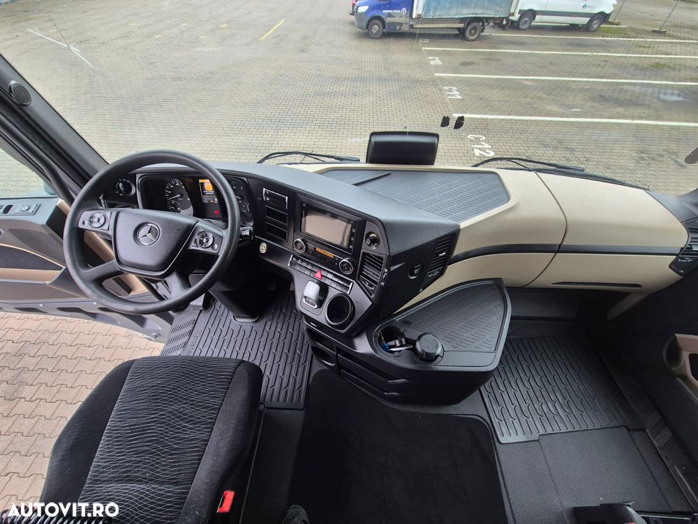 Mercedes-Benz Actros 1851 - 8