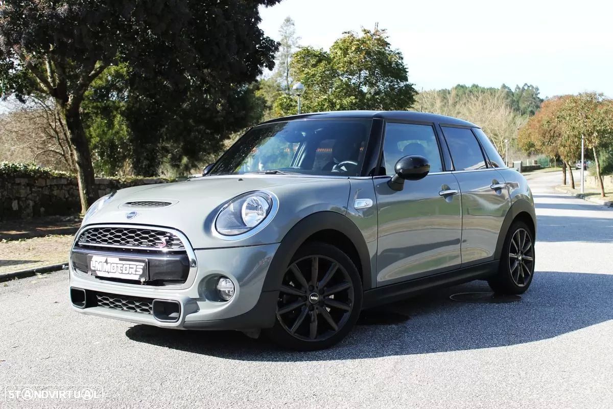 MINI 5 Portas Cooper S Auto Desportiva - 1