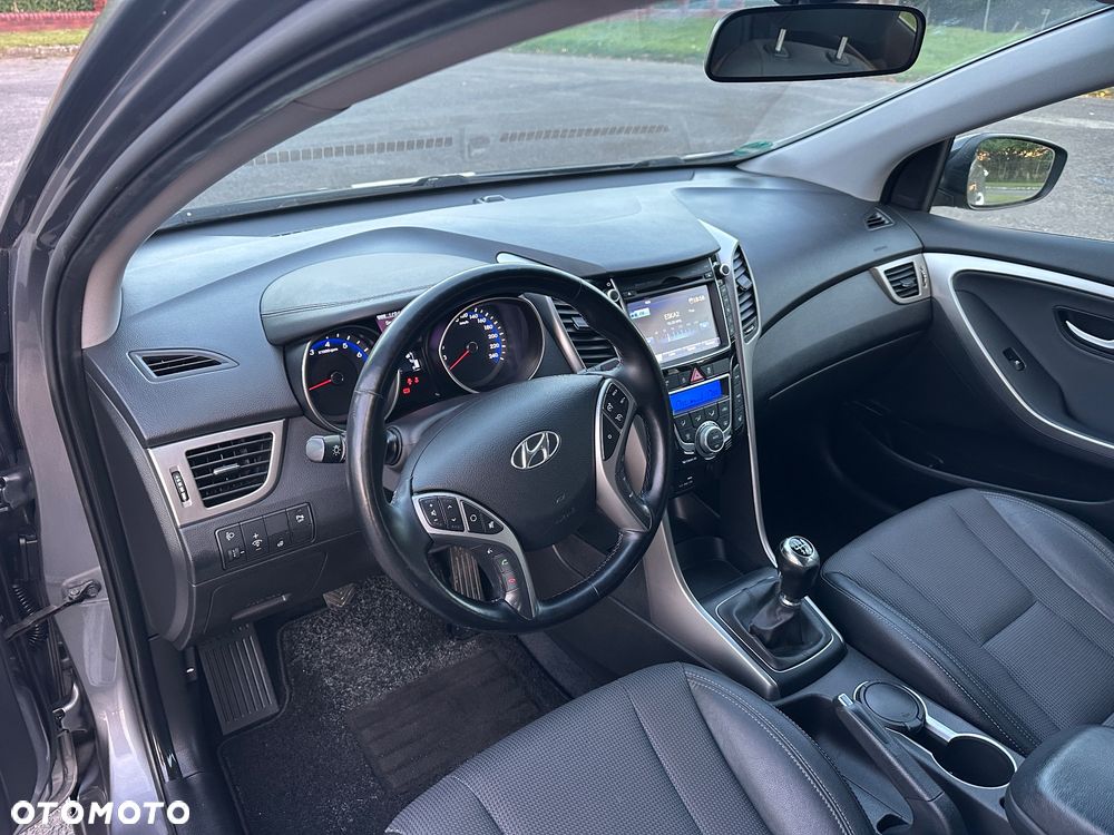 Hyundai i30 1.6 GDI Premium - 19