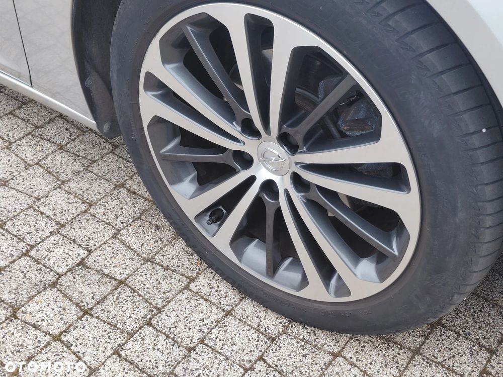 Opel Insignia 1.5 T GPF Enjoy S&S - 16