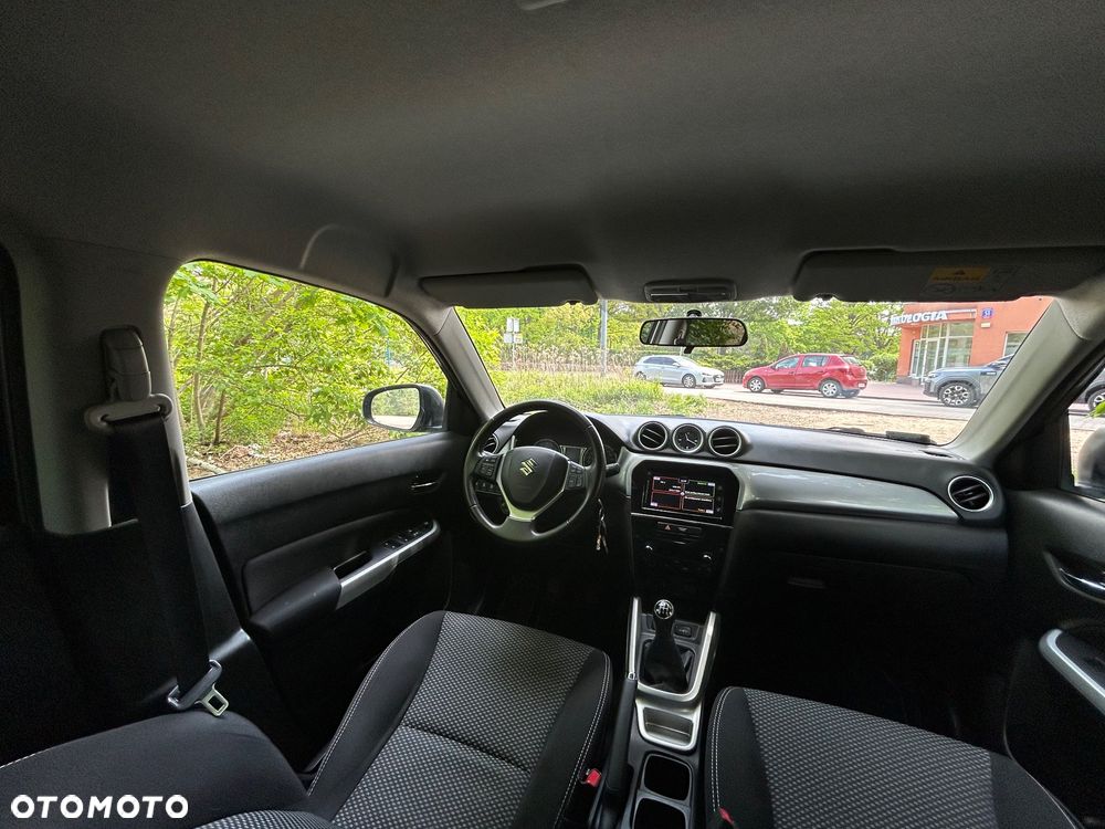 Suzuki Vitara 1.6 Premium 2WD - 18