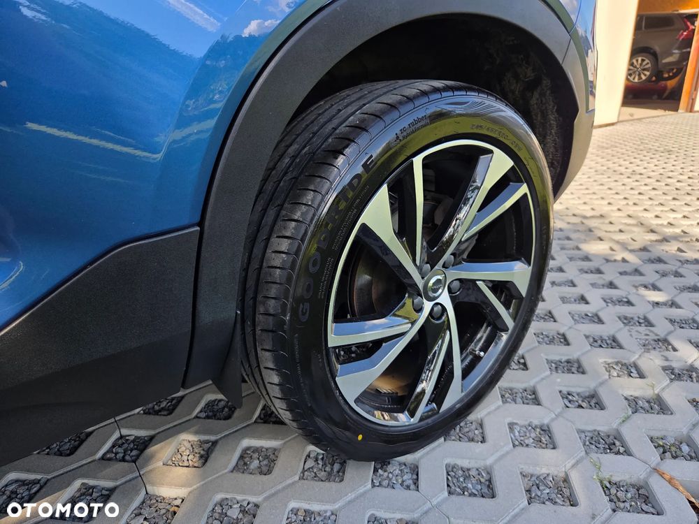 Volvo XC 40 T5 AWD R-Design - 20