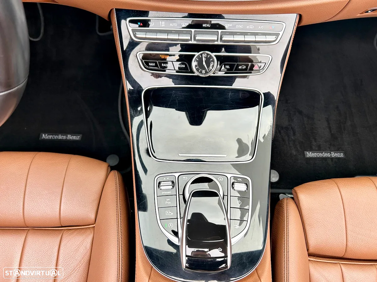 Mercedes-Benz E 200 Aut. - 18