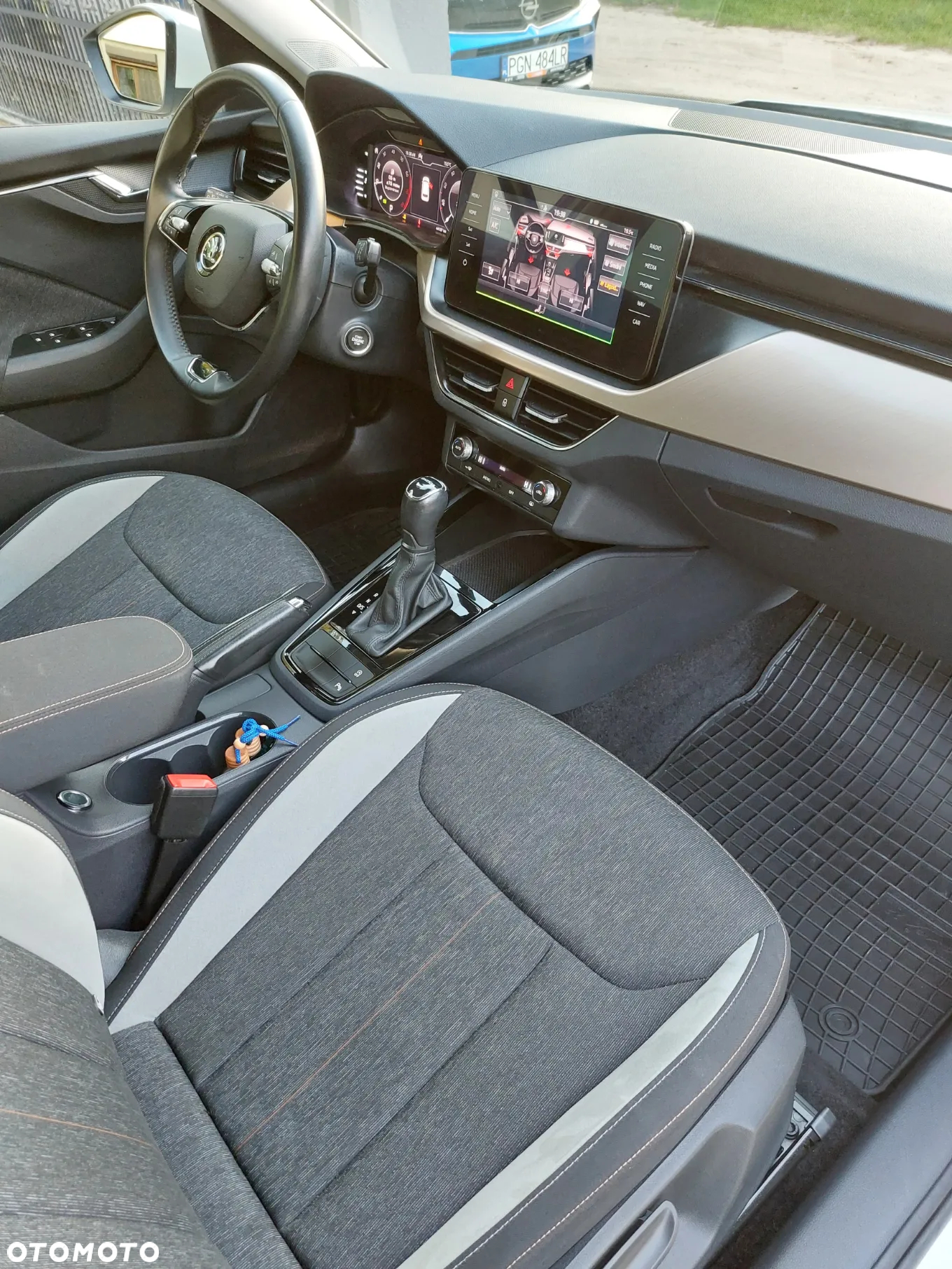 Skoda Kamiq 1.0 TSI DSG Active - 8
