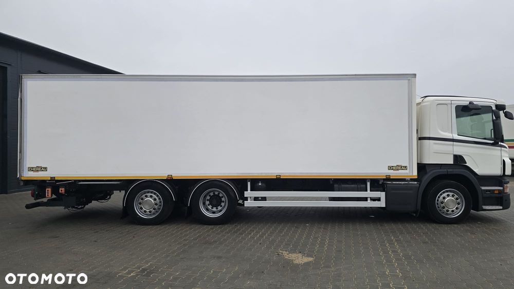 Scania P320 Euro 6 6x2 chłodnia izoterma kurierka 20 palet niski przebieg! super stan! rama do zabudowy laweta - 26