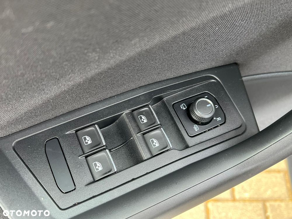 Volkswagen T-Roc 1.5 TSI OPF DSG ACTIVE - 20