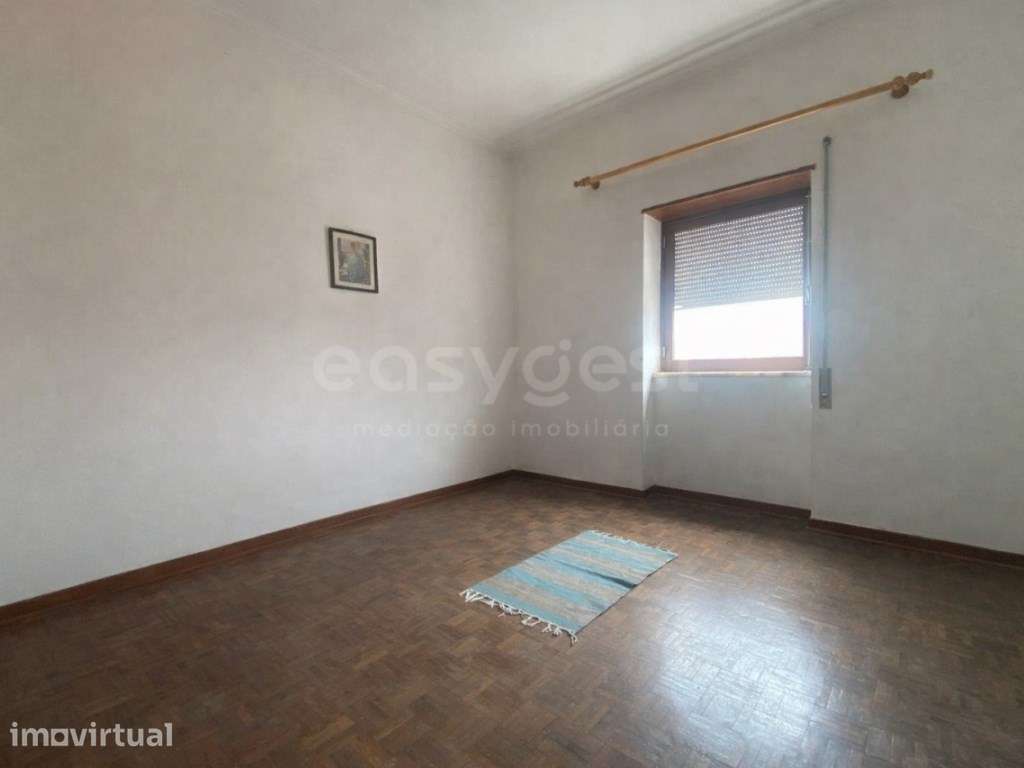 Apartamento t2 à venda junto ao Portugal dos Pequenitos com vistas ... - Grande imagem: 4/14