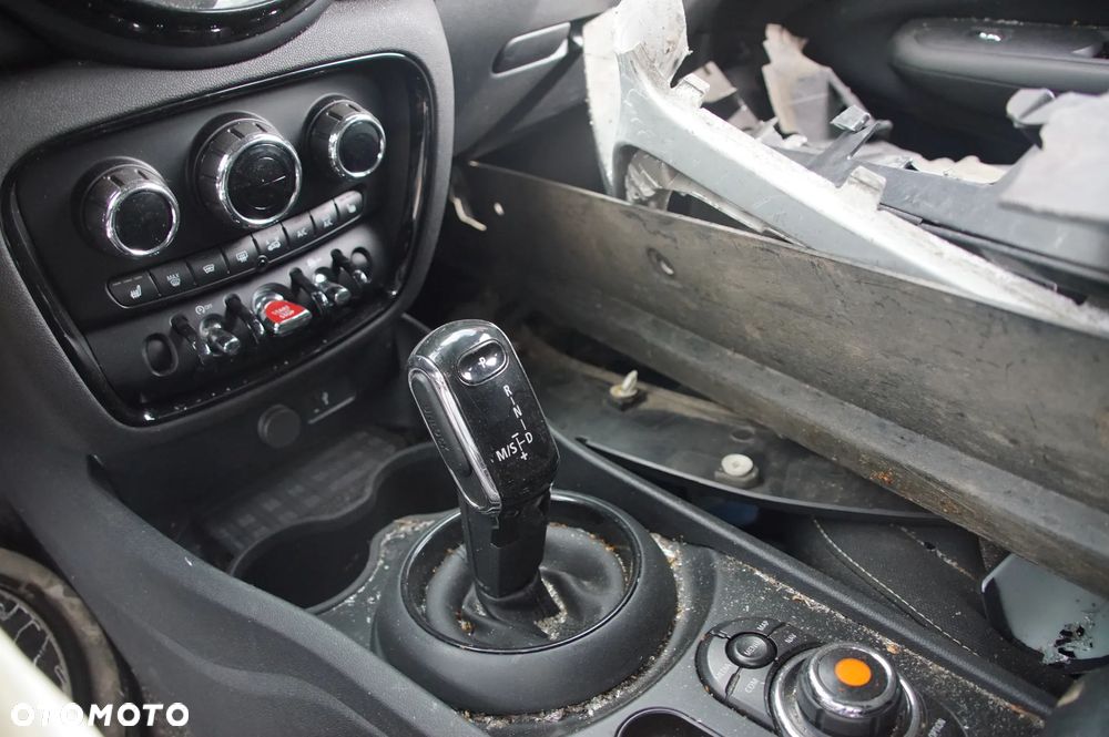 Auto na części - Mini Clubman II Lift 1.5 136 KM B38A15M1 7DCT300 A62 2019R Silnik Skrzynia Drzwi Klapa Szyba Lampa Deska Kokpit Sterownik Moduł Czujnik Licznik Wyświetlacz Kierownica - 13