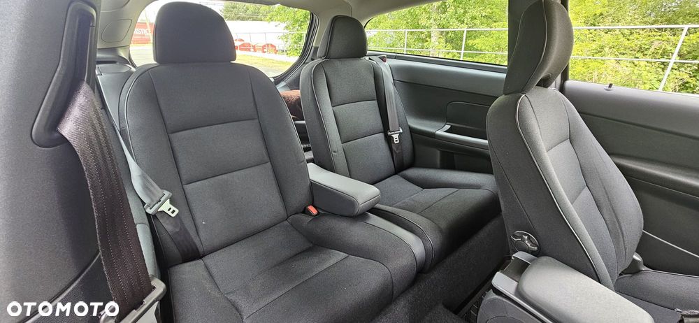 Volvo C30 D2 DRIVe Momentum - 20