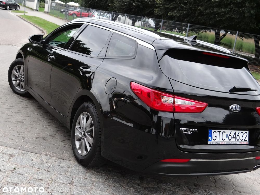 Kia Optima - 18