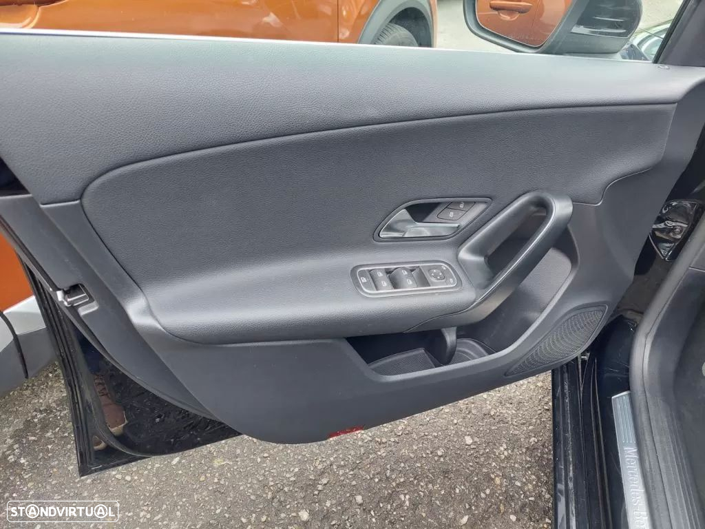 Mercedes-Benz A 180 d Business Solutions - 9