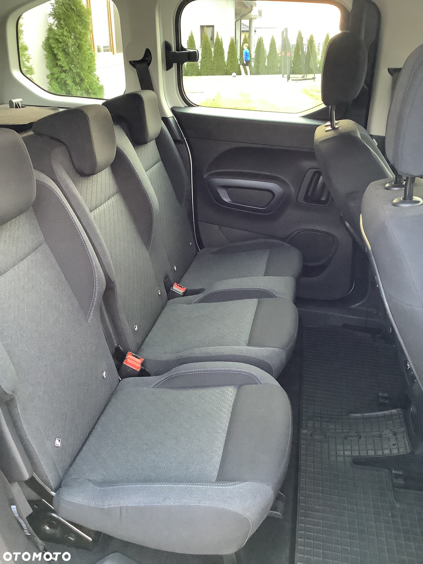 Peugeot Rifter 1.5 BlueHDI Allure Pack S&S - 17