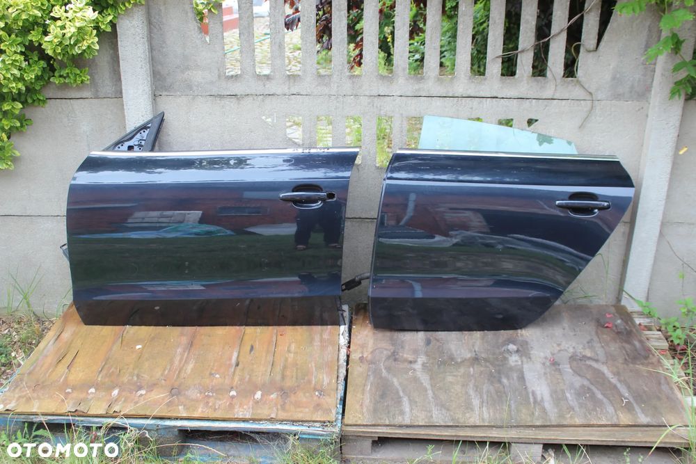 DRZWI PRZEDNIE TYLNE LEWE AUDI A5 SPORTBACK LX5R 2011