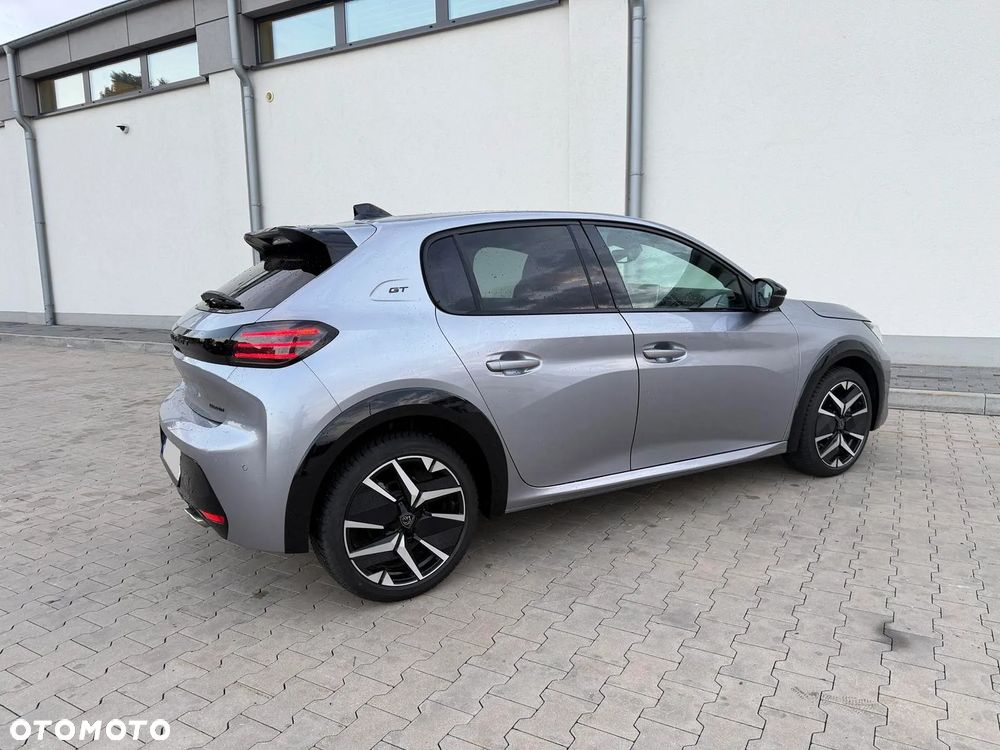 Peugeot 208 1.2 mHEV GT - 12