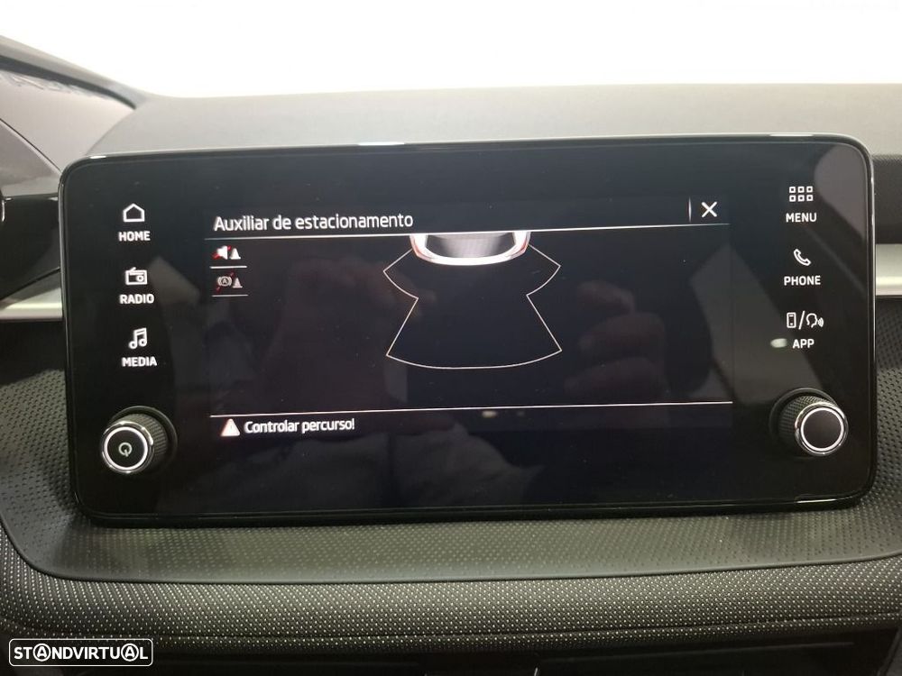 Skoda Fabia 1.0 TSI Selection DSG - 18
