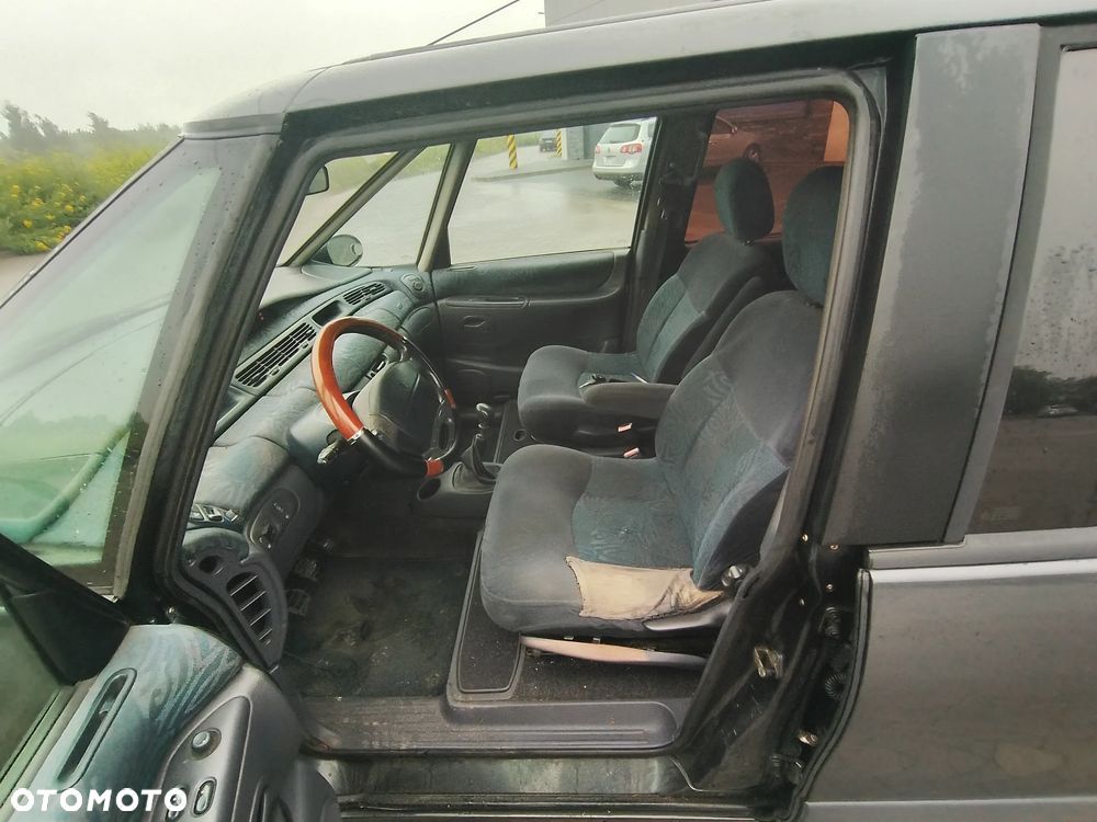 Renault Espace 2.0 RT - 10