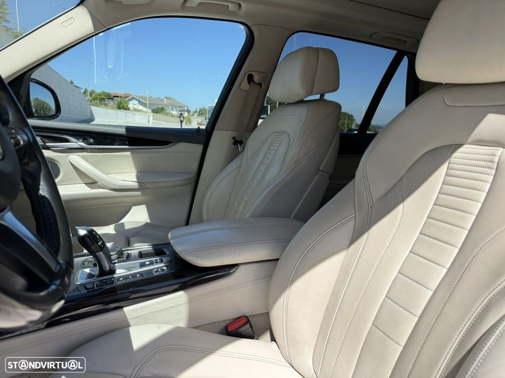 BMW X5 xDrive40e — fotografia 18