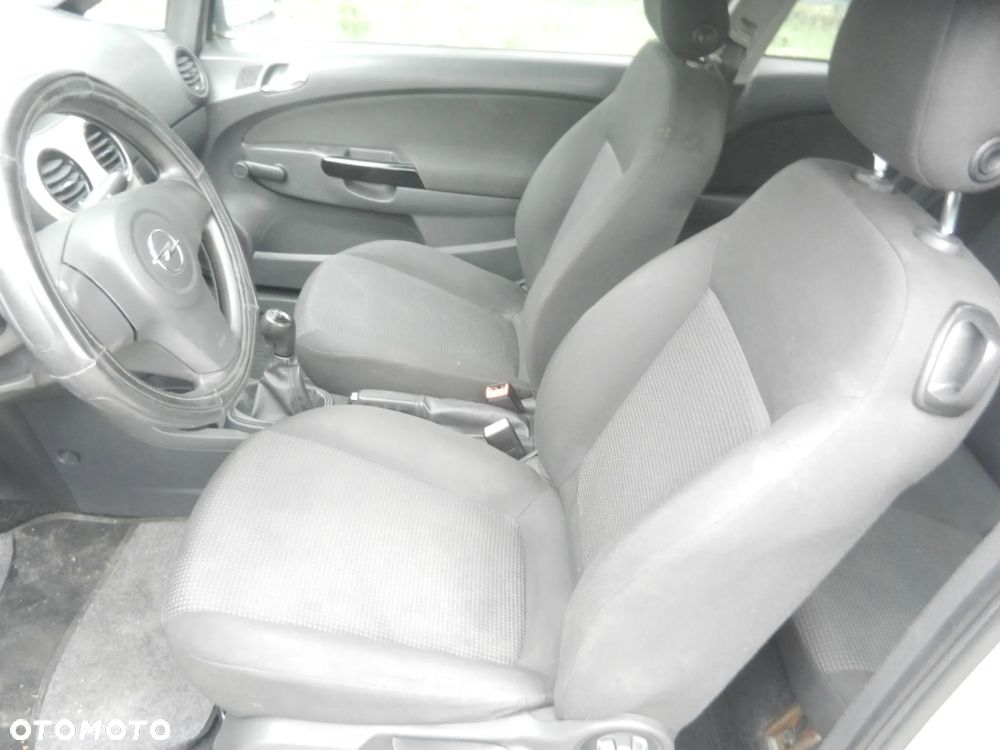Opel Corsa - 7