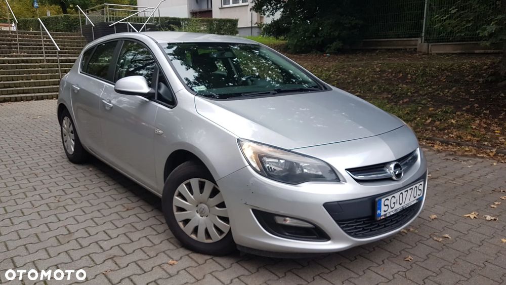 Opel Astra - 2