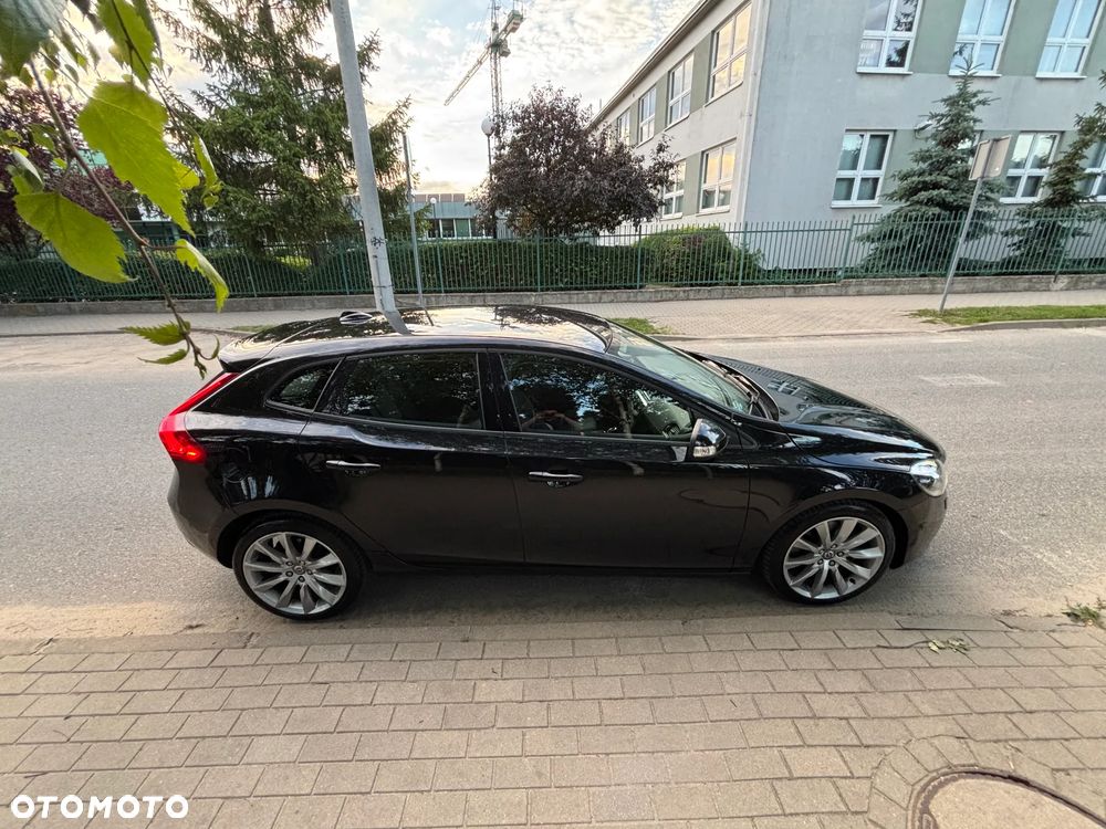 Volvo V40 D3 Geartronic Summum - 10