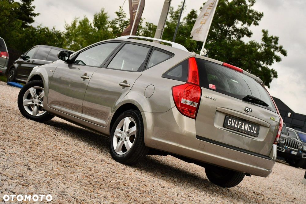 Kia Ceed - 18