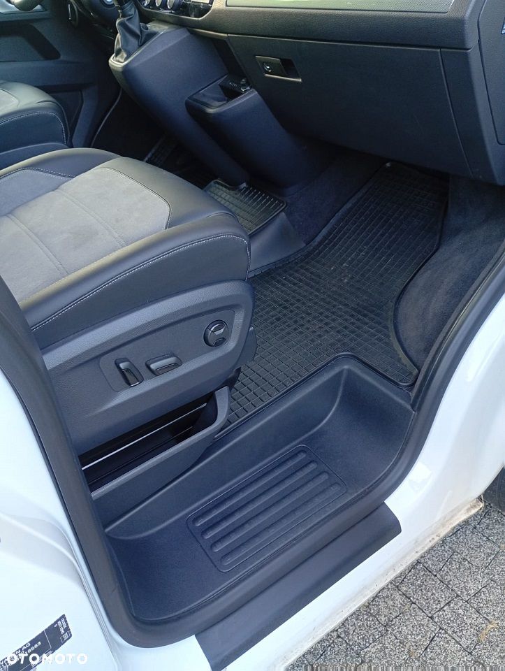 Volkswagen Multivan 2.0 TDI L1 Highline DSG - 6