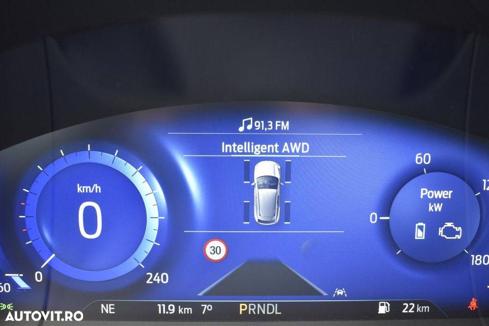 Ford Kuga - 24