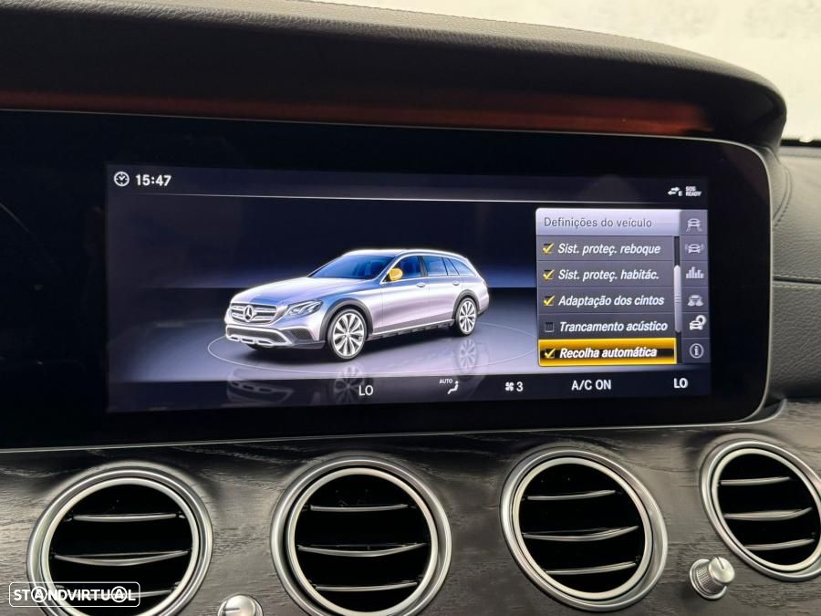 Mercedes-Benz E 220 d 4-Matic All Terrain Avantgarde - 36