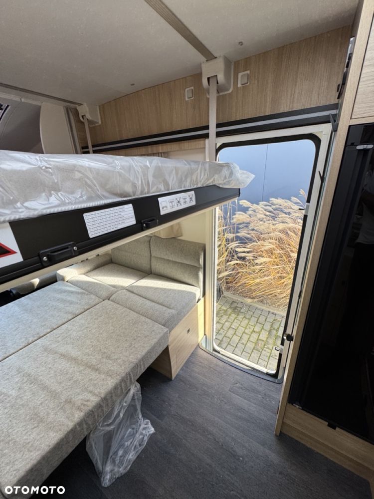 Ford Chausson 720 First Line - 14