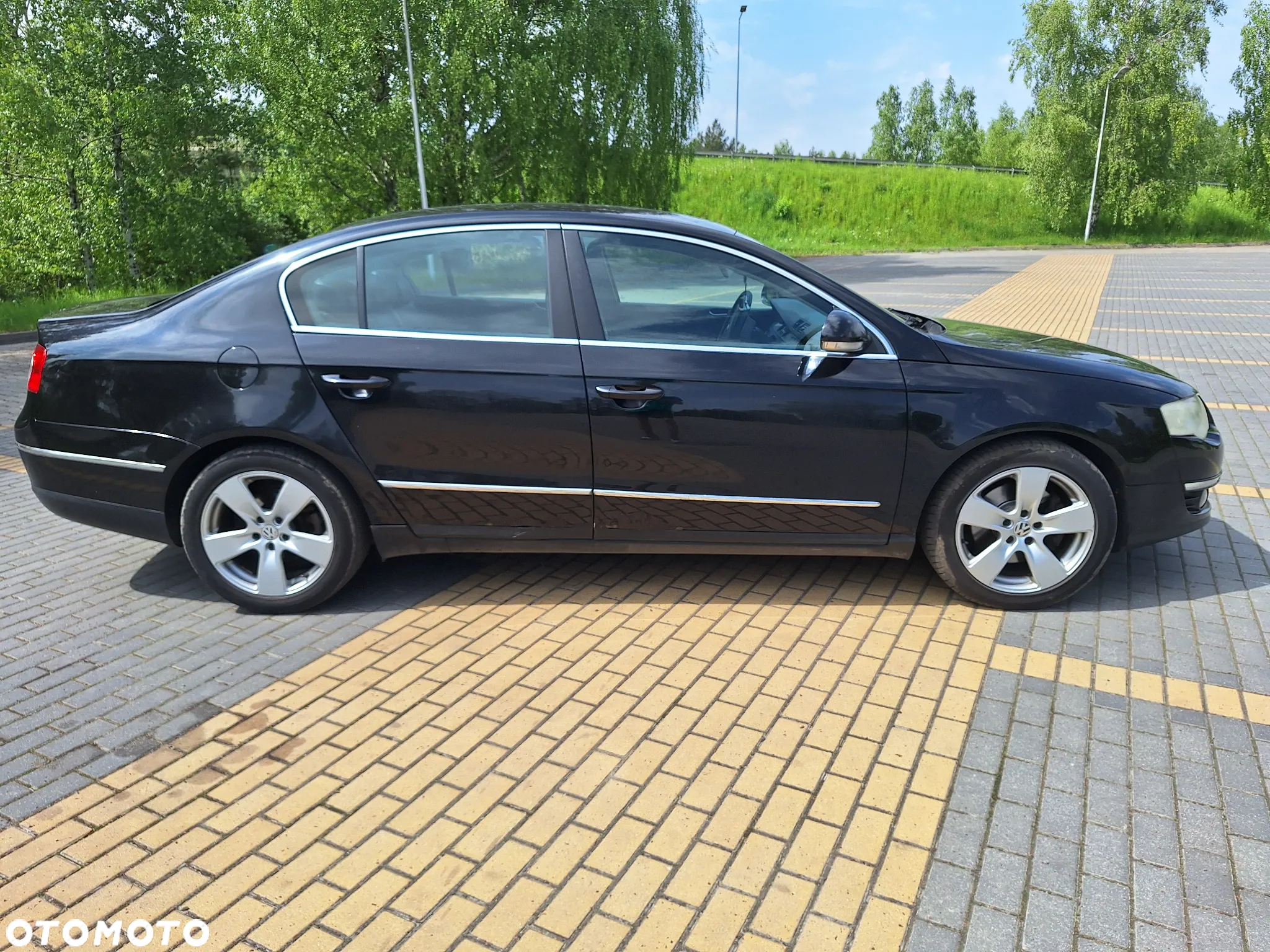Volkswagen Passat 2.0 TDI Comfortline - 8