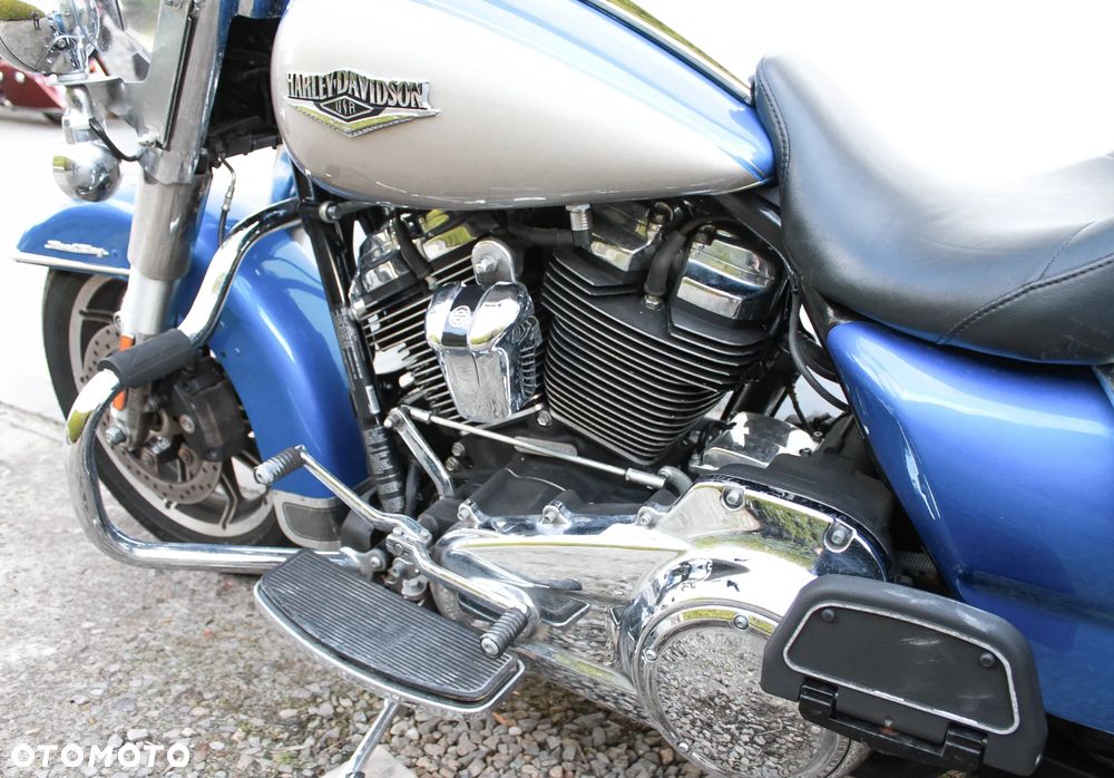 Harley-Davidson Touring Road King - 4