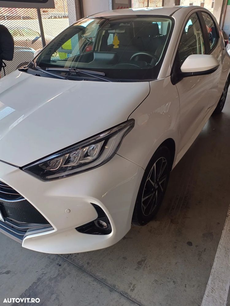 Toyota Yaris 1.5 VVT-i HSD Dynamic Plus - 18