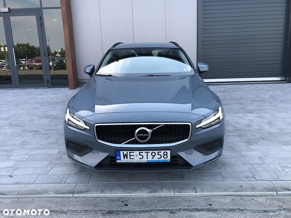 Volvo V60 B4 D Momentum Pro - 2