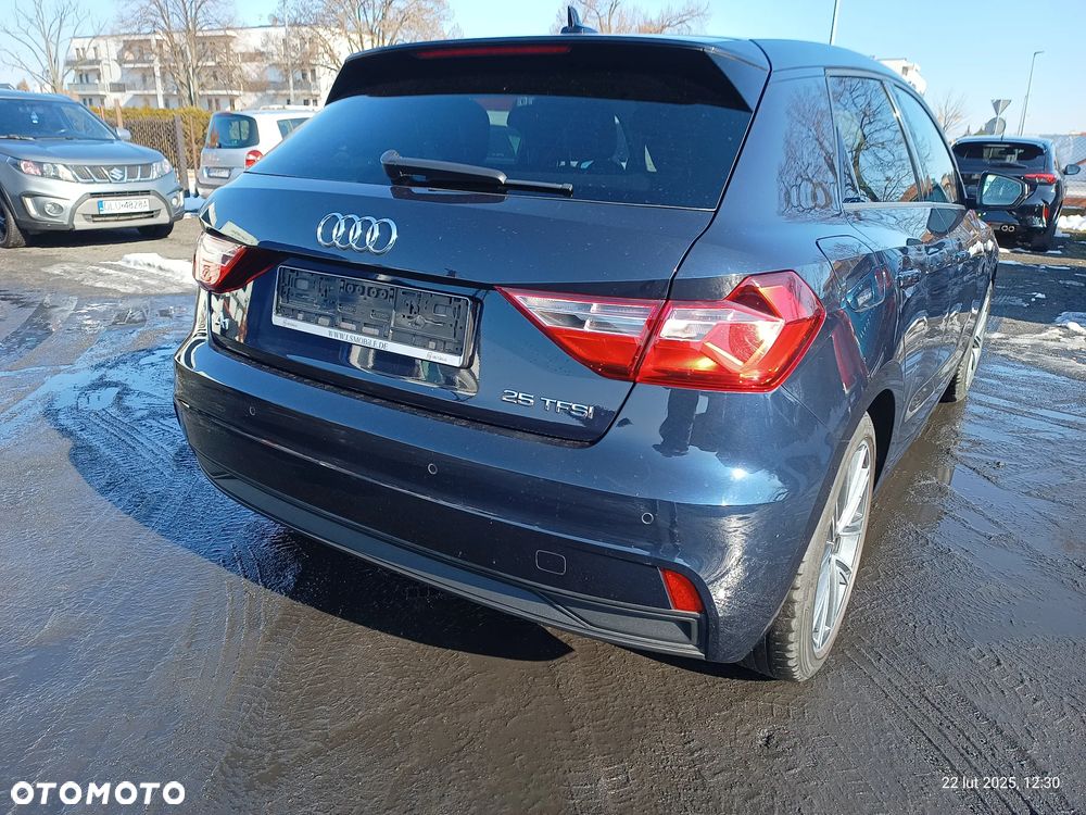 Audi A1 ver-30-tfsi-sportback-s-line - 12