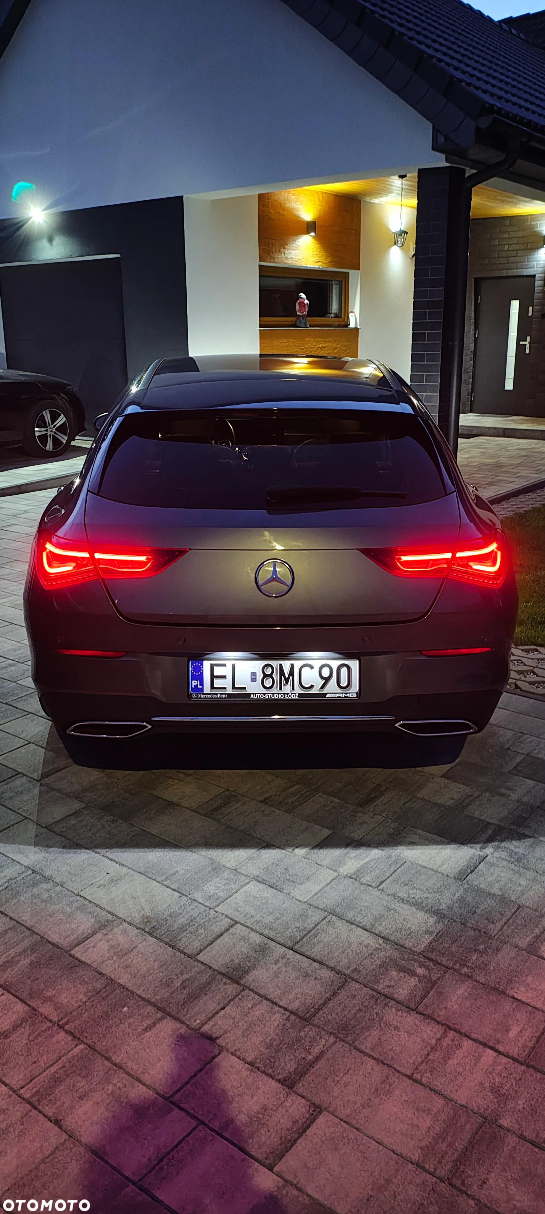 Mercedes-Benz CLA 200 d Shooting Brake 8G-DCT Special Edition - 16