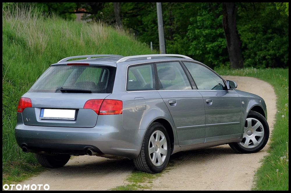 Audi A4 Avant - 22