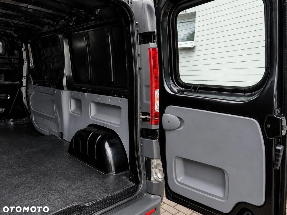 Opel VIVARO - 14