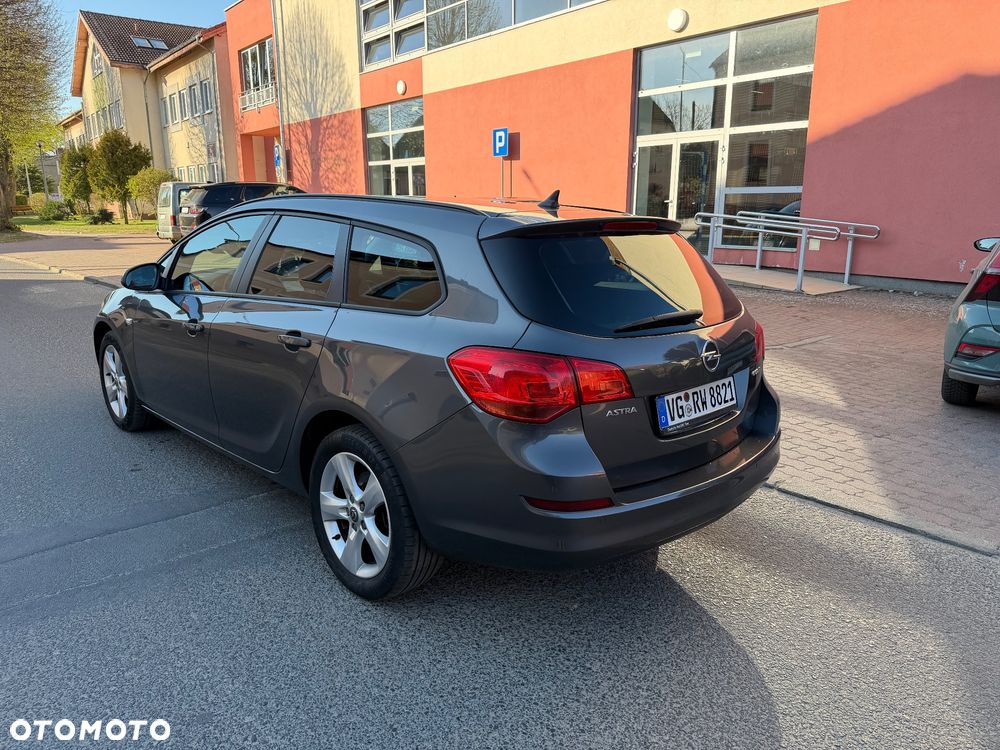 Opel Astra - 6