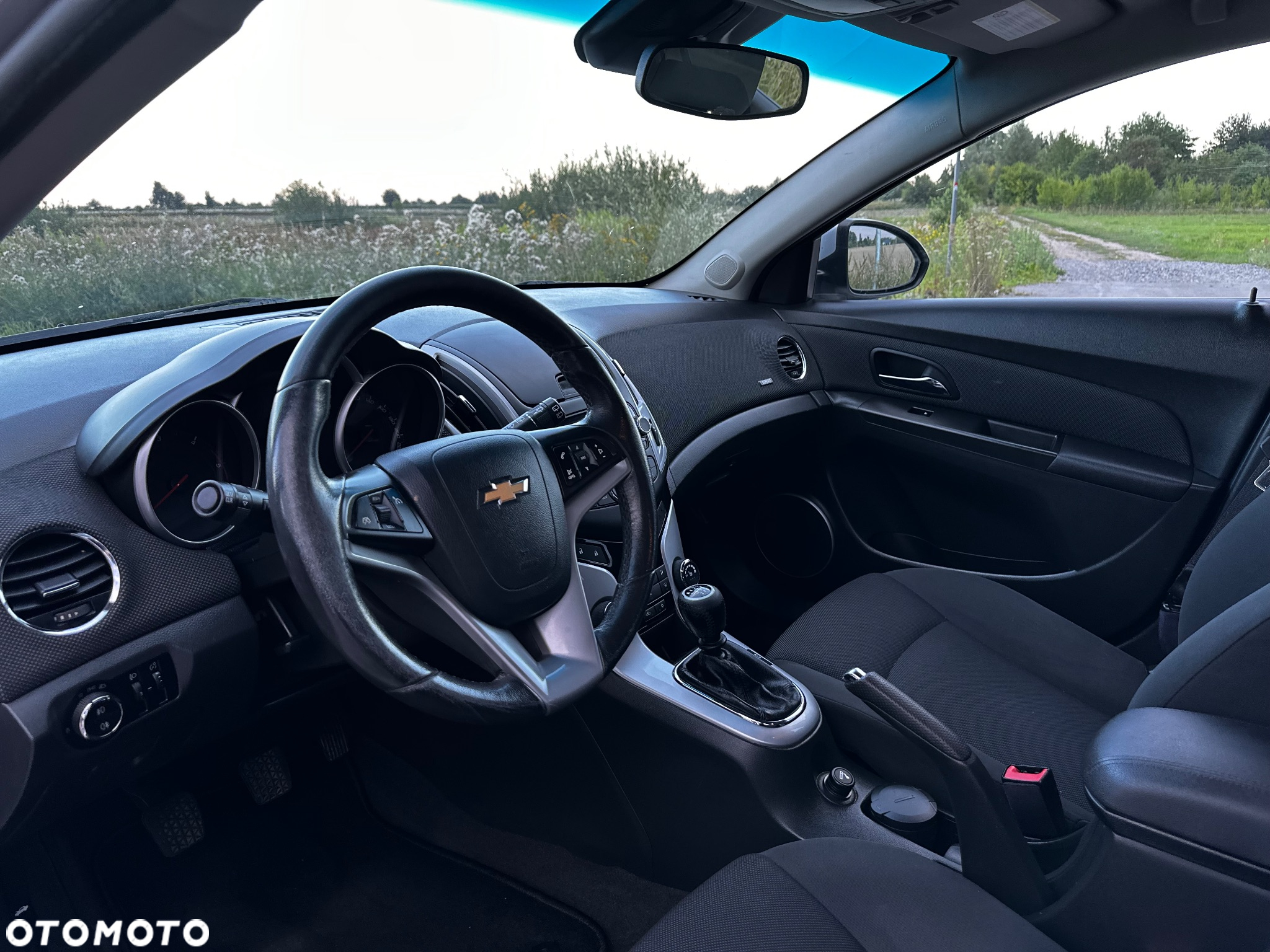 Chevrolet Cruze - 10