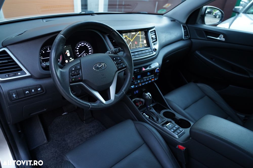 Hyundai Tucson 2.0 CRDI 4WD Automatik Premium - 13
