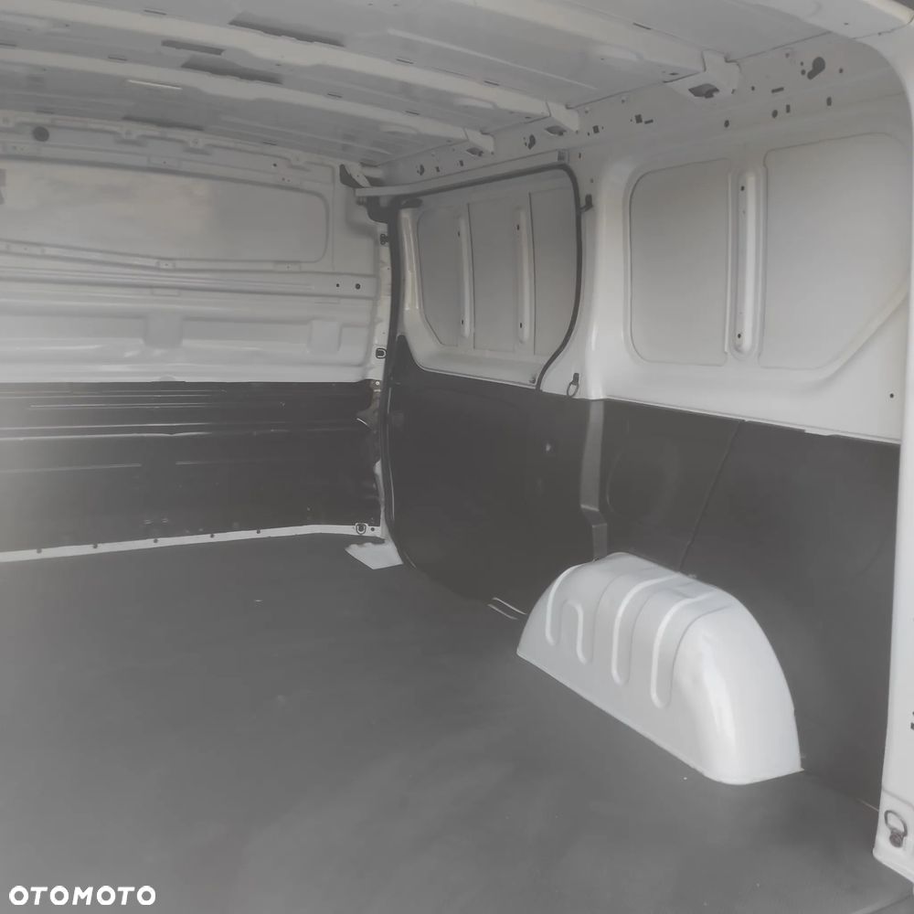 Renault Trafic - 20