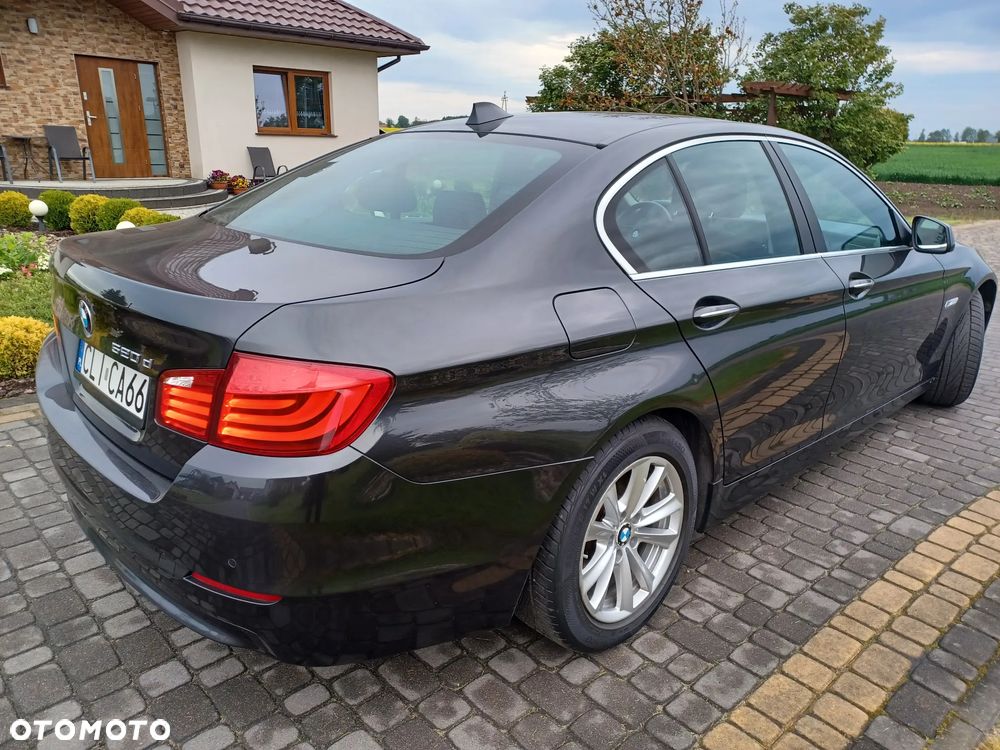 BMW Seria 5 520d - 13