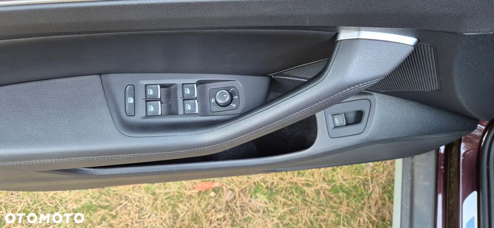 Volkswagen Passat - 10