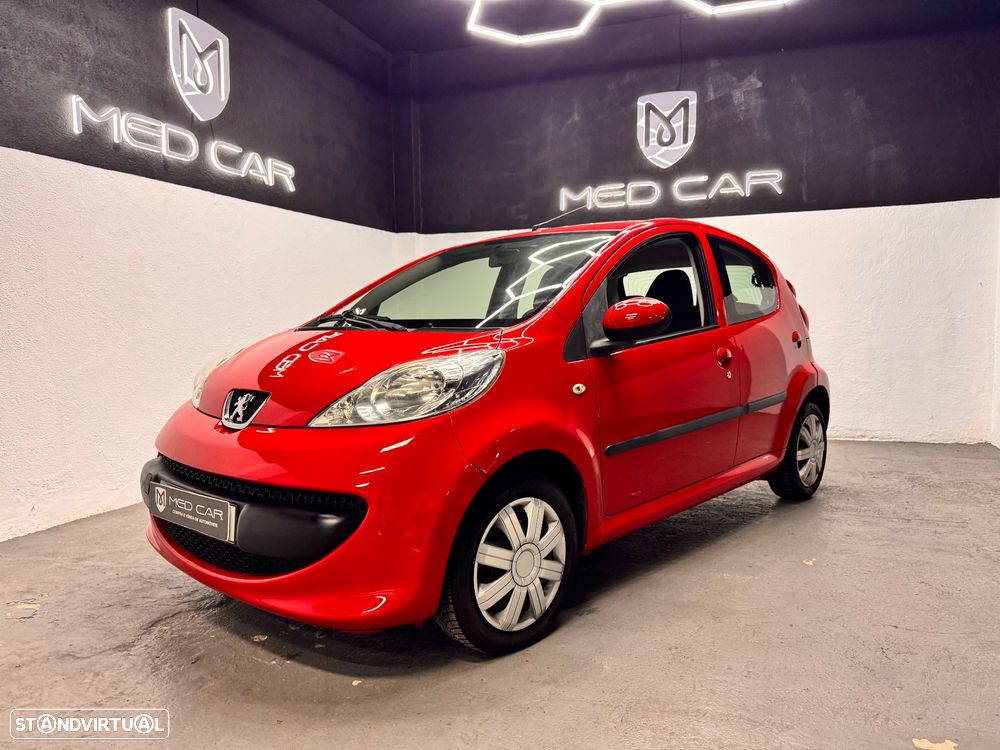 Peugeot 107 1.0 Urban - 2