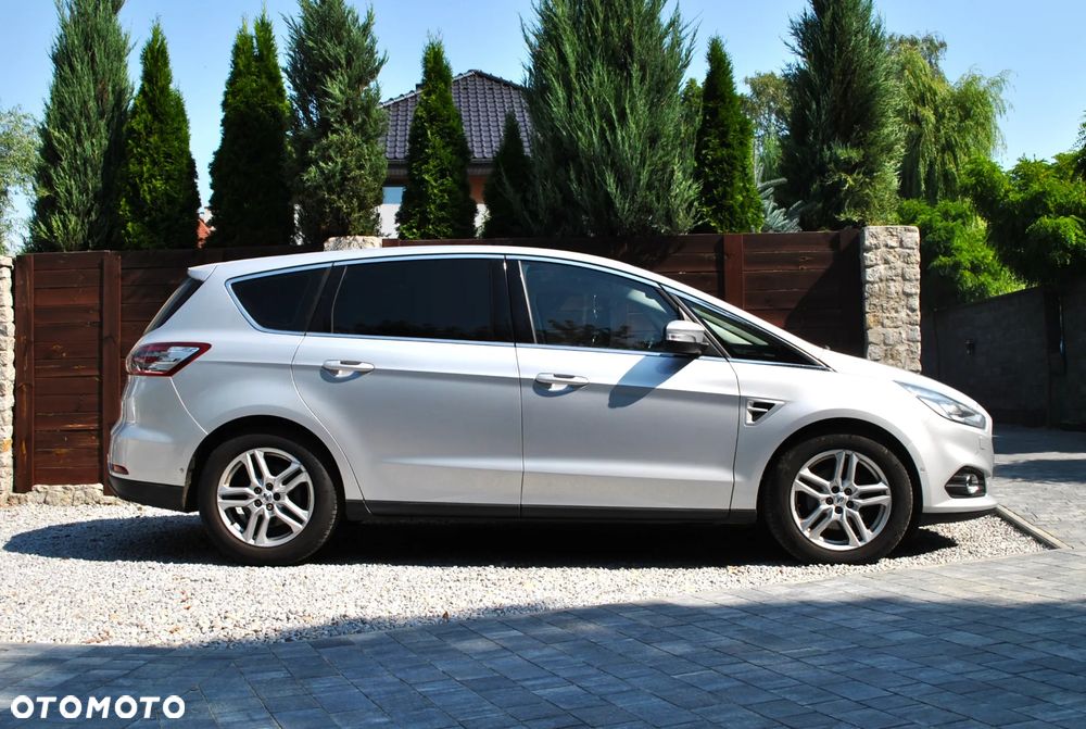 Ford S-Max 2.0 TDCi Titanium PowerShift - 6