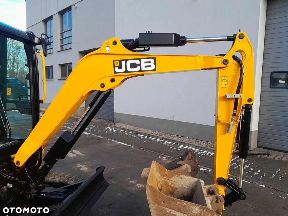 JCB 26C-1 25Z-1 8026 - 16