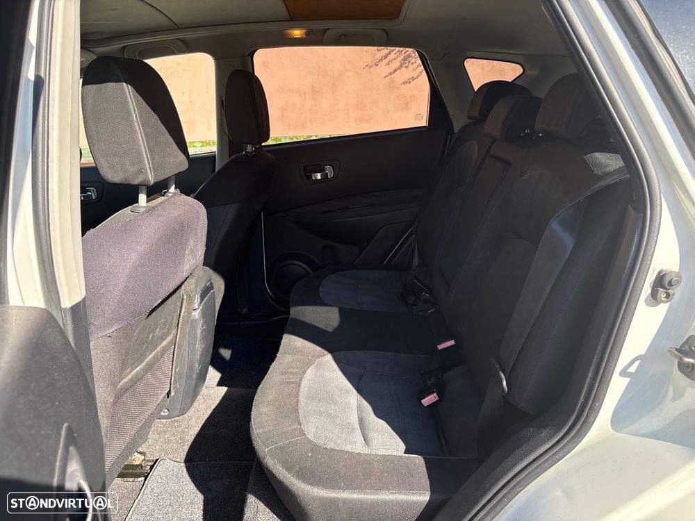 Nissan Qashqai - 14