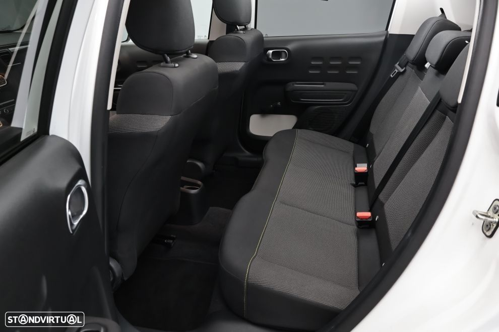 Citroën C3 1.2 PureTech Plus - 24