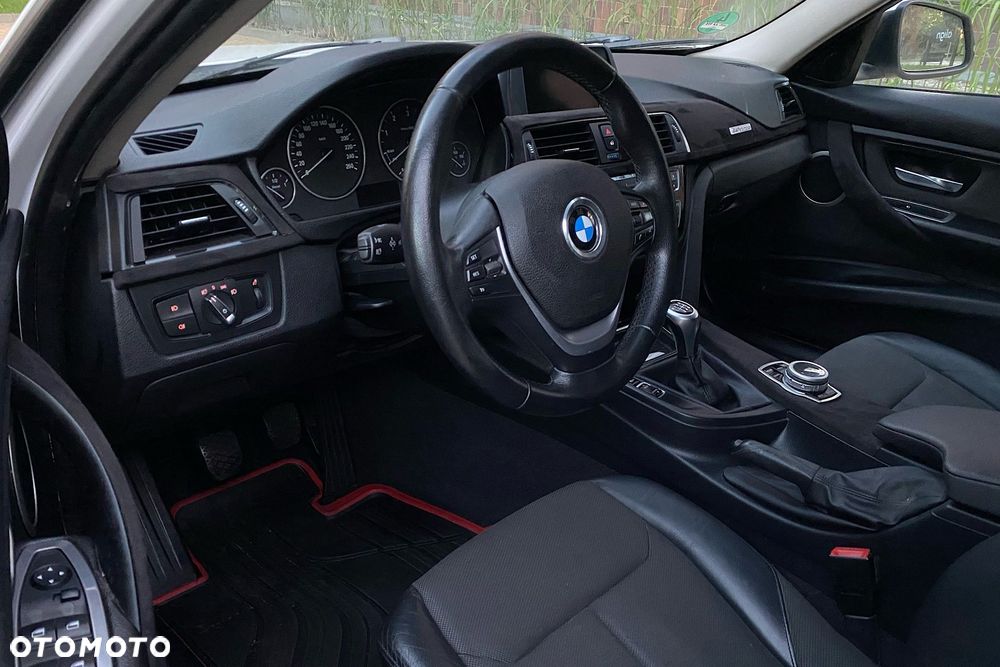 BMW Seria 3 - 29