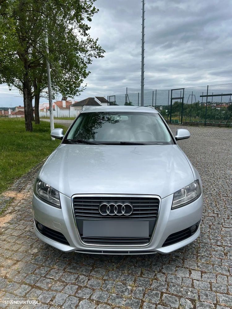 Audi A3 Sportback 1.6 TDI Attraction - 4